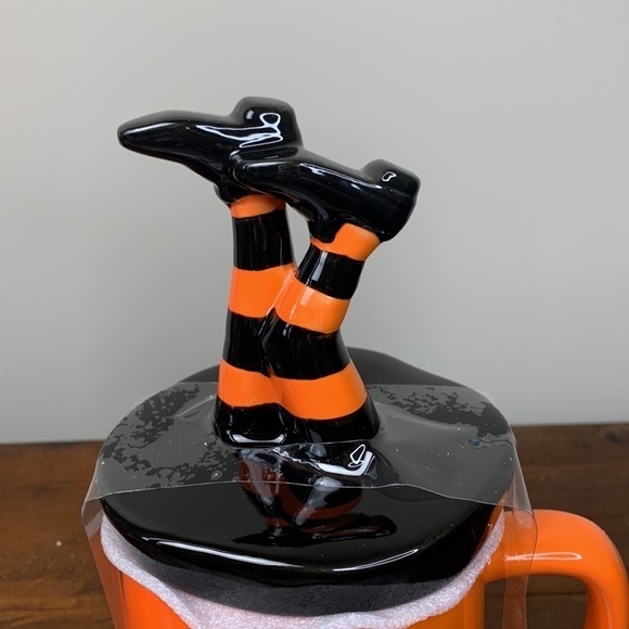 RAE Dunn Halloween Mug - Picture 8 of 11